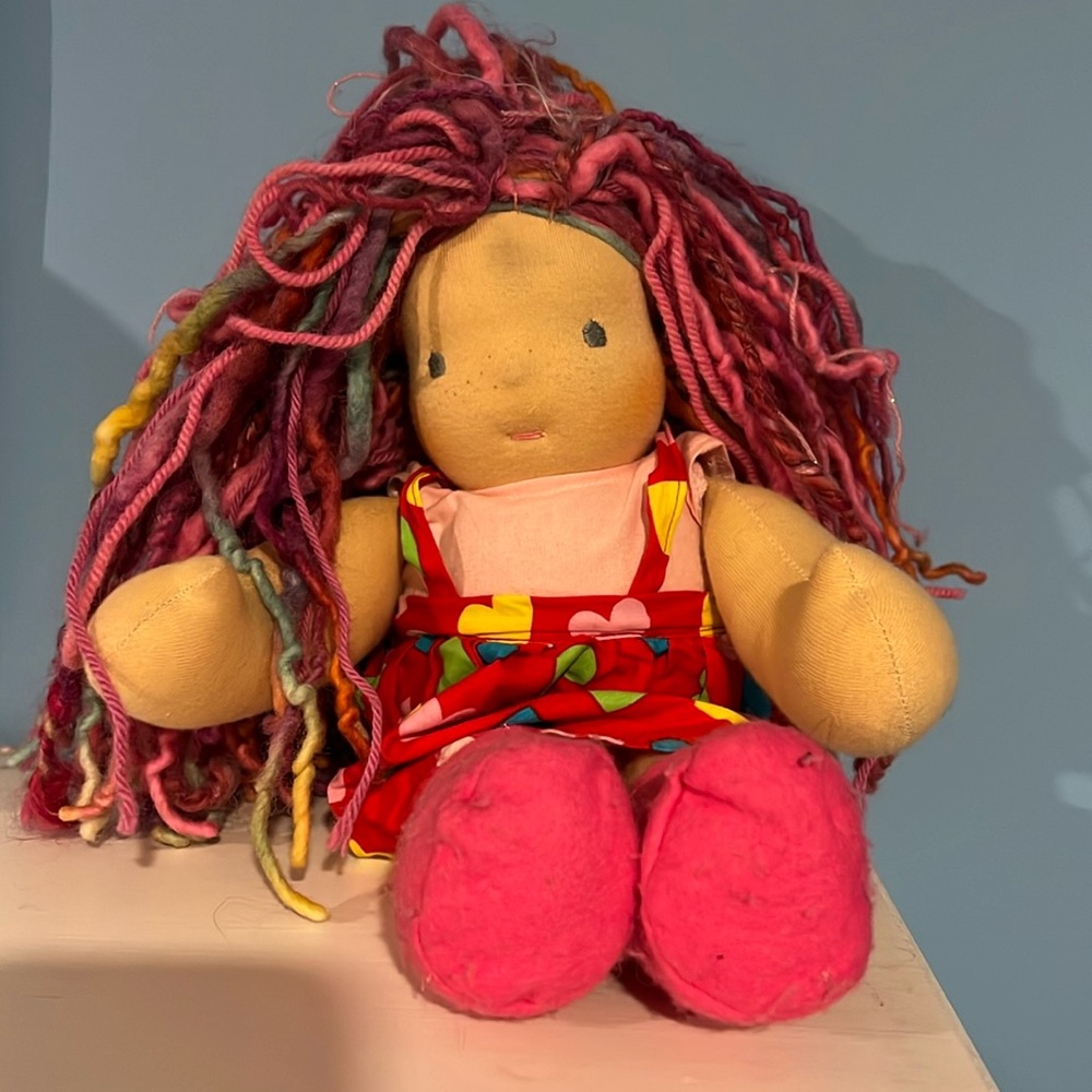 Bamboletta cuddle friend